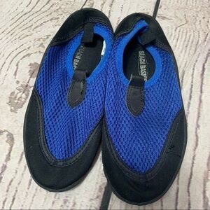 Nwot Beach Basics Mesh Water Shoes